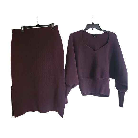 Express V-neck Relaxed Dolman shirt and skirt Knit Set - Picture 1 of 9